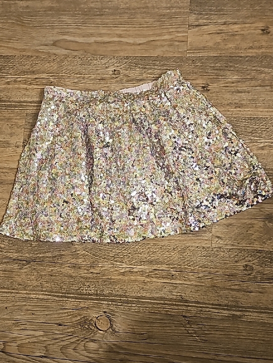 Judith March Dresses & Skirts - Judith March Iridescent Sequin Mini Skirt - Multicolor